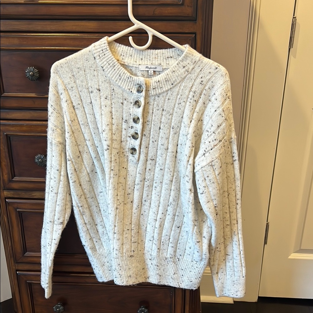 Women's Cream Sweater